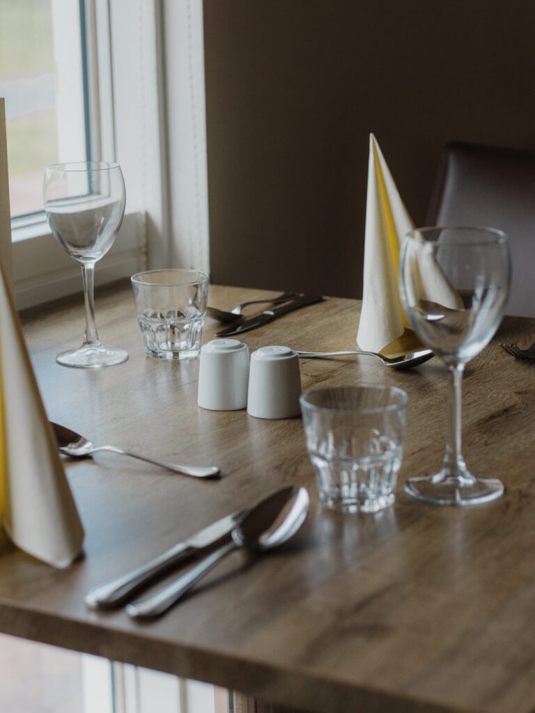 Restaurant table